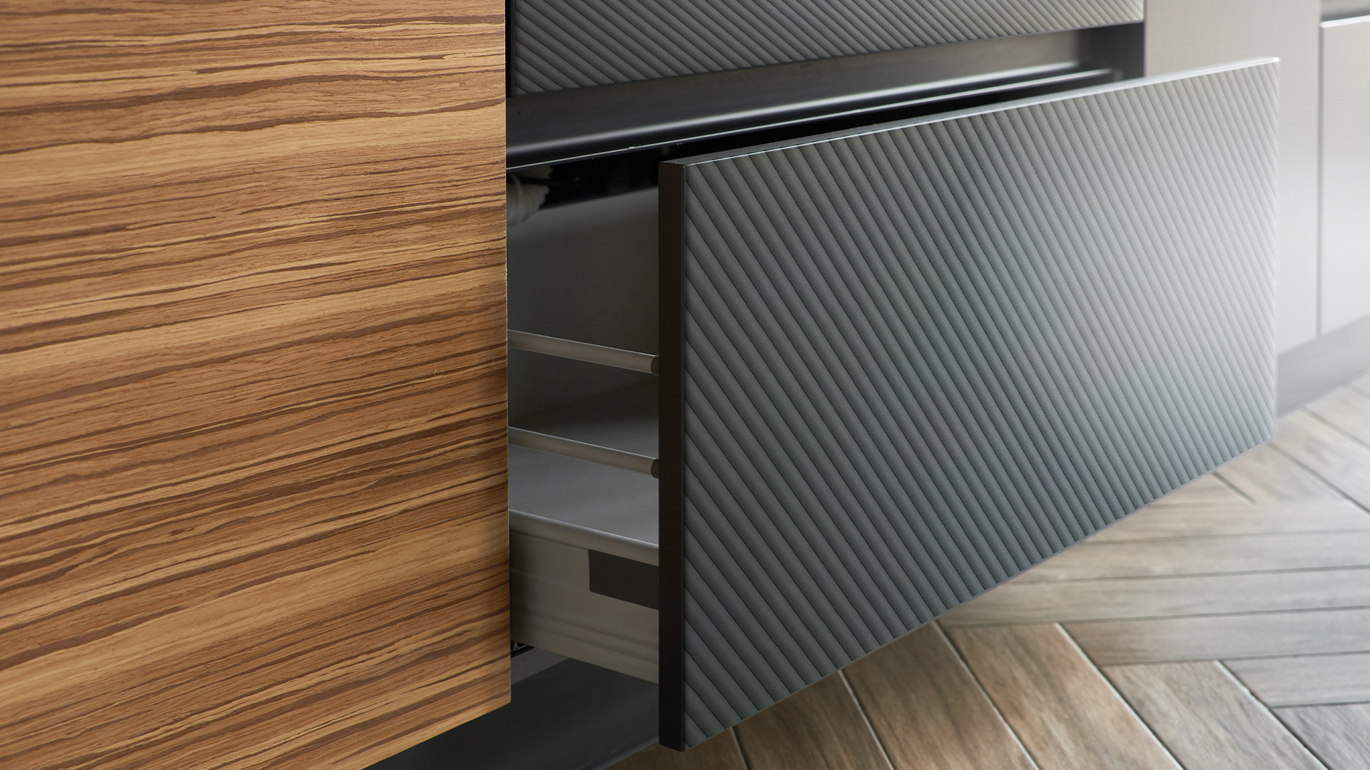 3D04 - 3D PANEL DESIGN